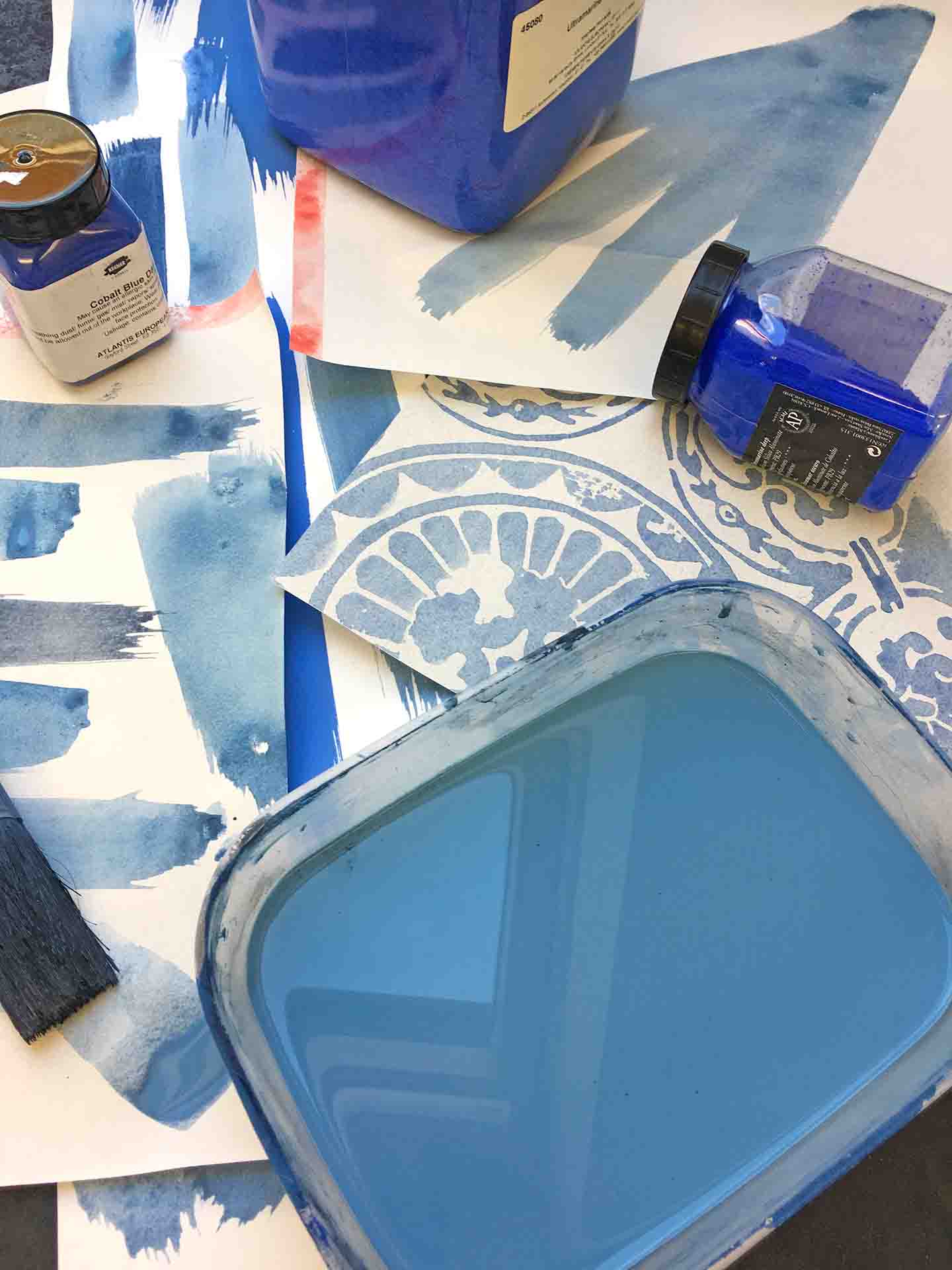Test Samples of Wallpaper Printing Paints