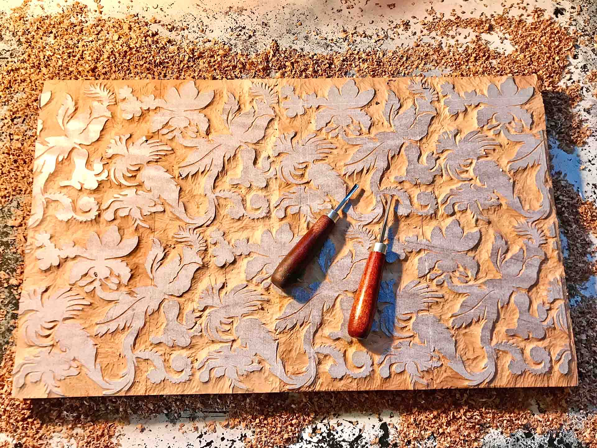 Carving A Didier Swag Pear Wood Wallpaper Printing Block