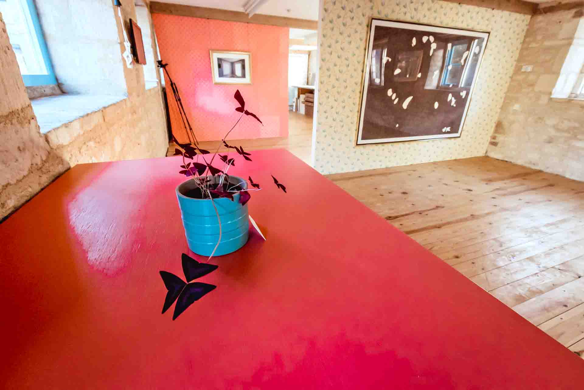 Ginsburg Swag Pattern Bespoke Wallpaper of 1830 In The Studio